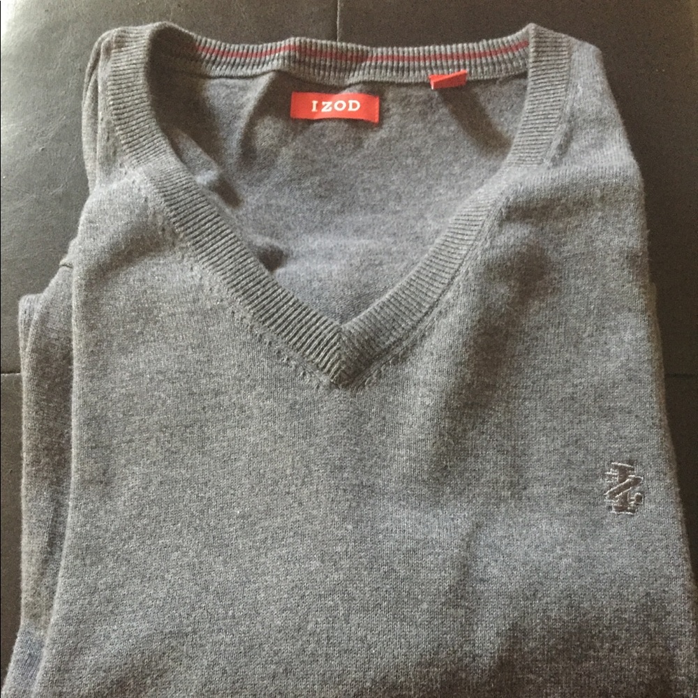 Izod V-Neck Sweater